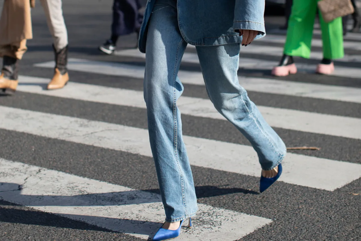 Hur väljer du ett par jeans som passar dig och som du trivs i?